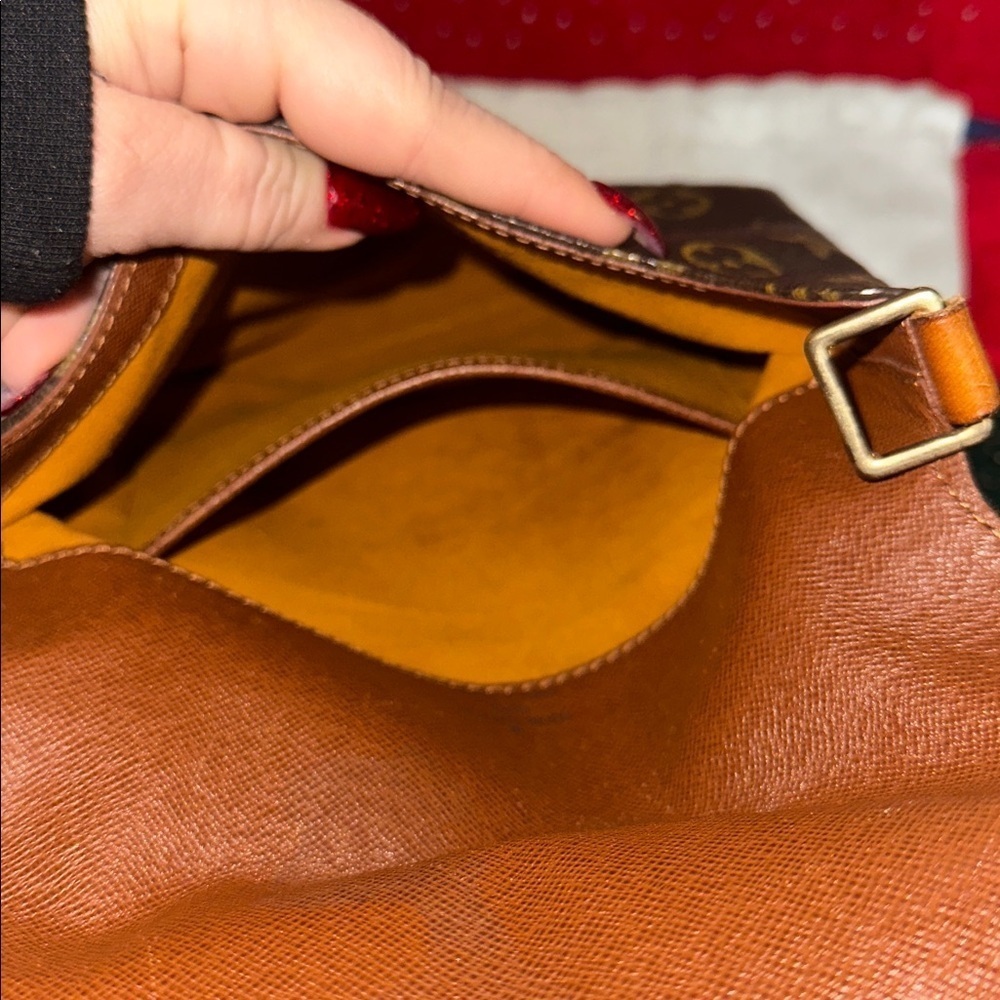 Louis Vuitton Monogram Musette - Picture 8 of 9